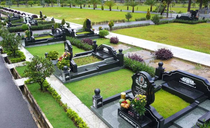 xay-dung-mo-phan-tai-vinh-hang-long-thanh