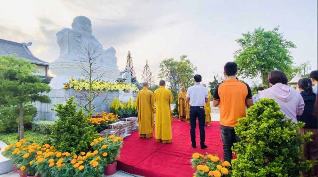 lễ cầu siêu công viên vĩnh hằng long thành