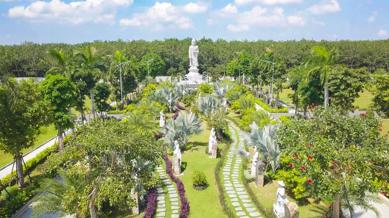 vuon-nhi-thap-tu-hieu